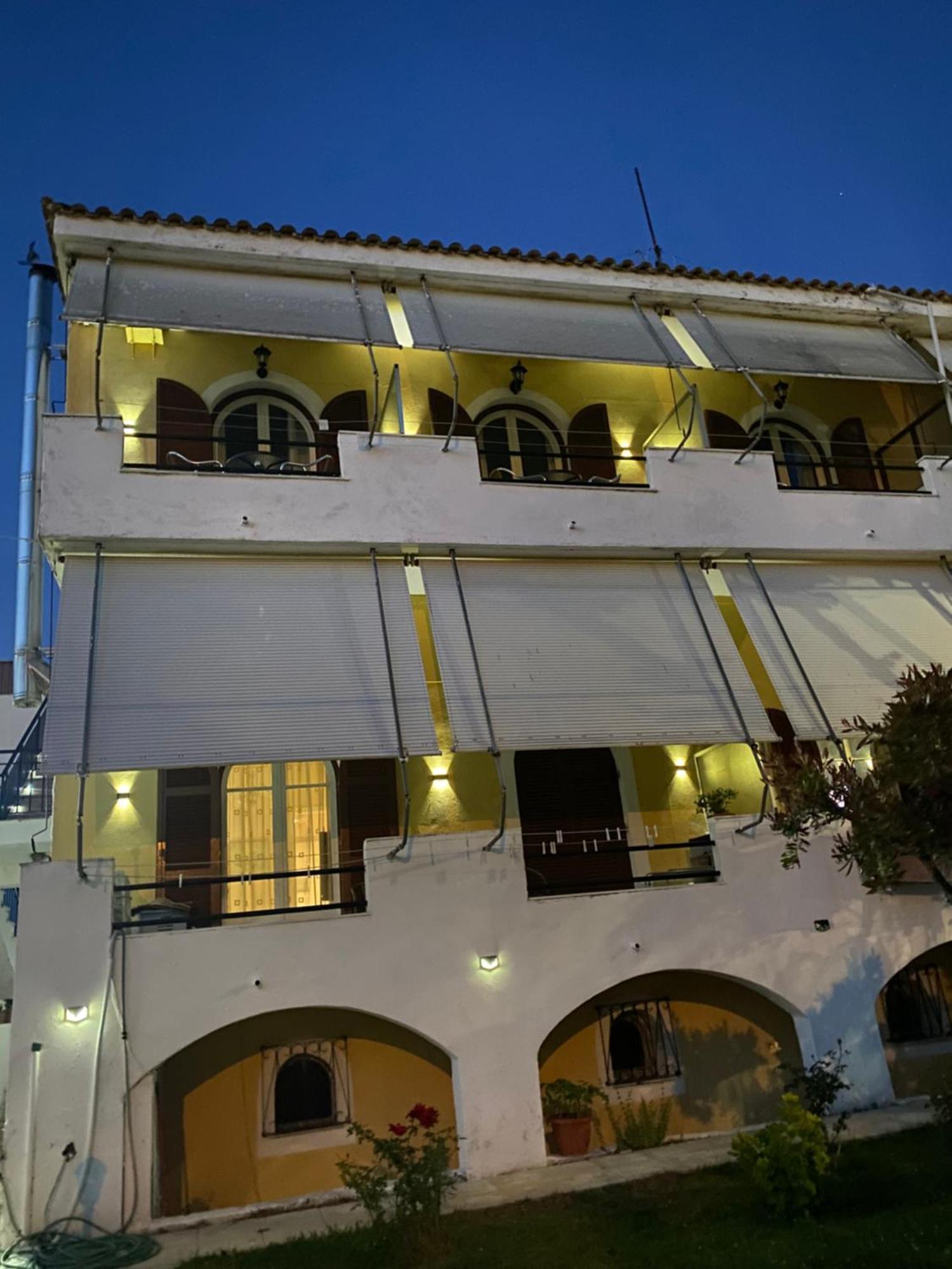 Vátos Navy Apartment With Mountain View &Private Parking מראה חיצוני תמונה