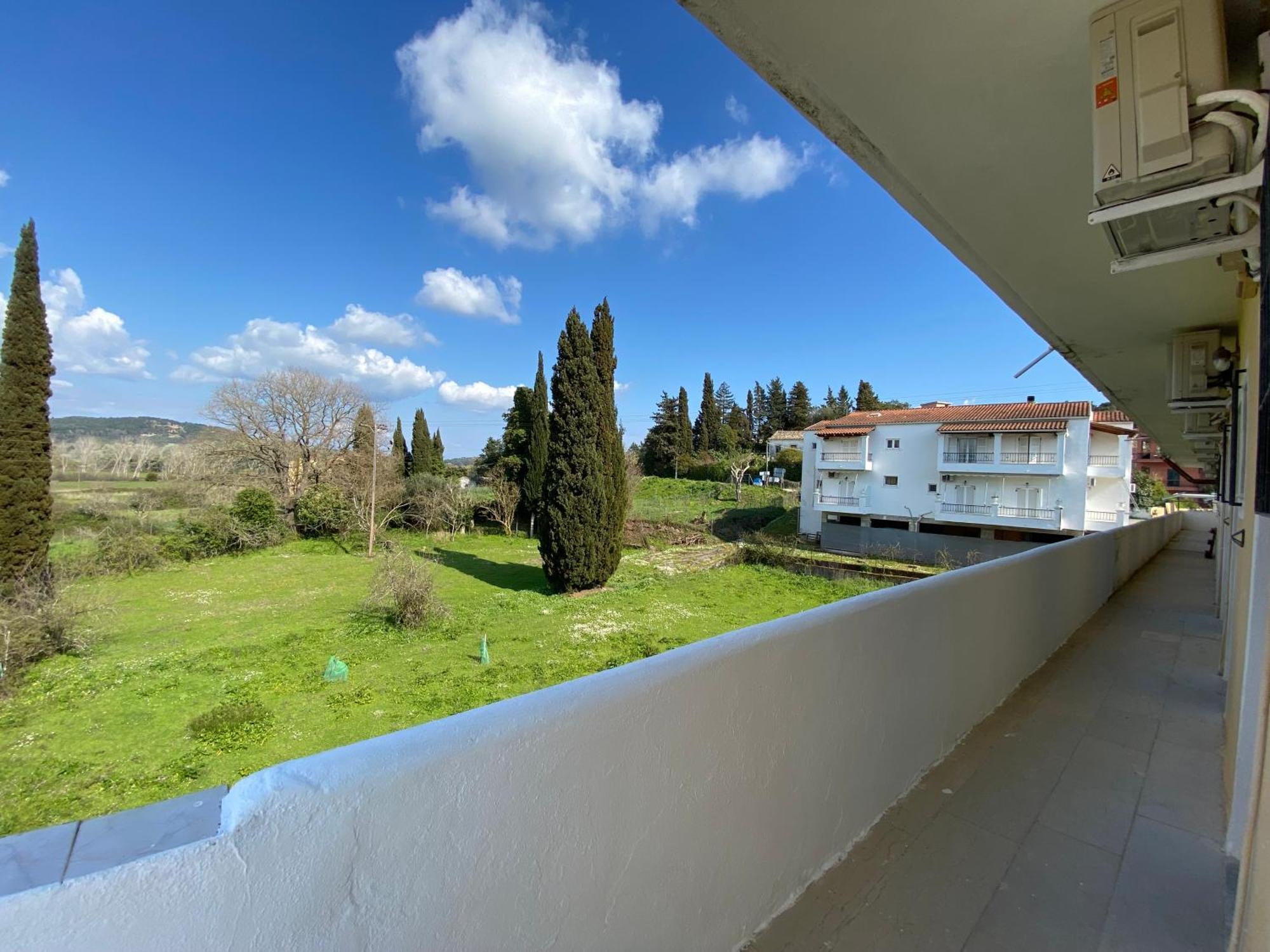 Vátos Navy Apartment With Mountain View &Private Parking מראה חיצוני תמונה