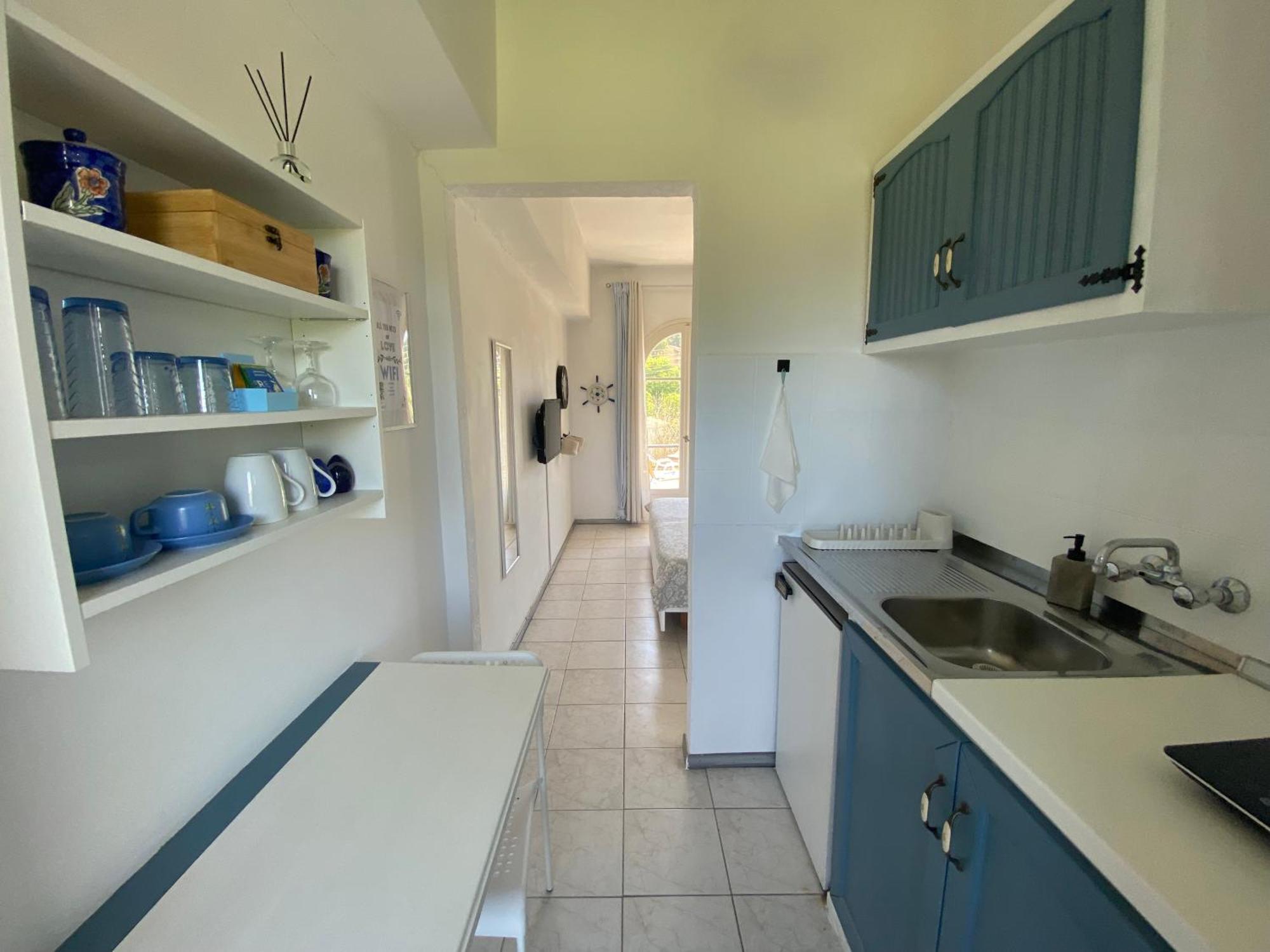 Vátos Navy Apartment With Mountain View &Private Parking מראה חיצוני תמונה